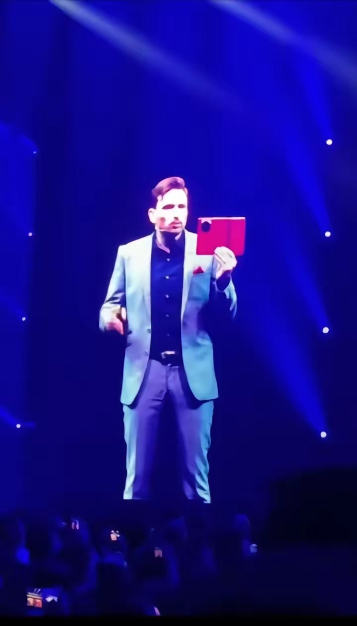 欧博官网-关于科维托娃迎来十赛季出色发挥，TES观众热烈欢呼！观众掌声雷动的信息